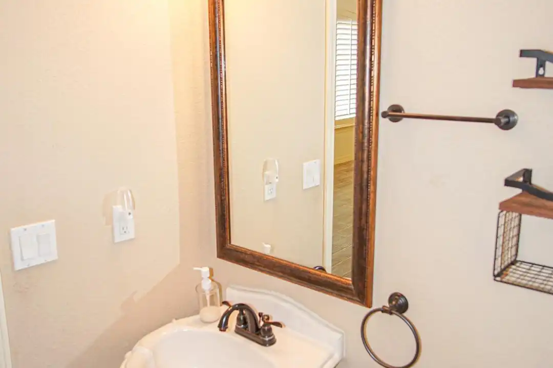 14613 Sunny Land Ave - View 5