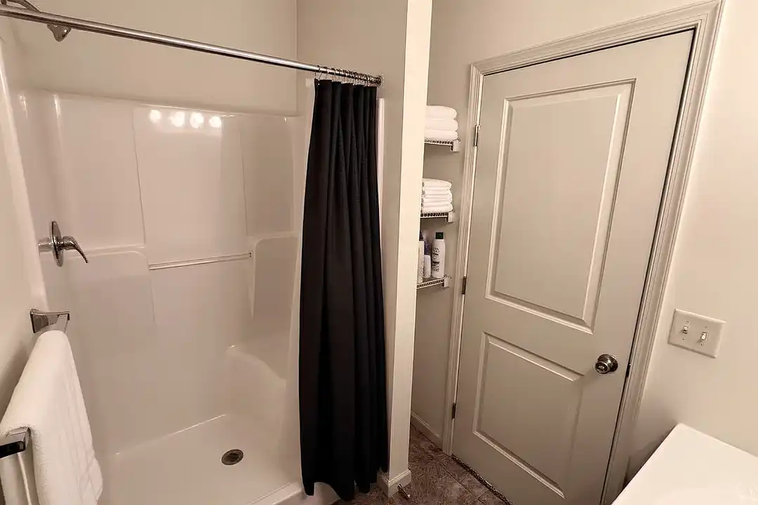 Holly Tree Apartments – photo 1 of 64