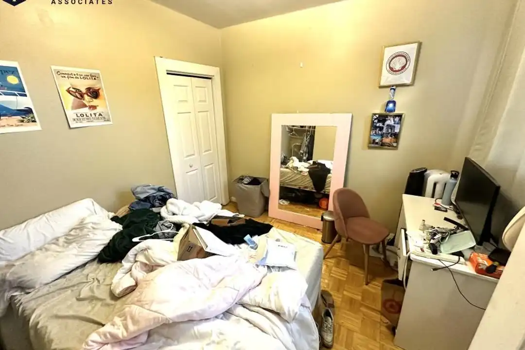 Apartment in Brookline - View 2
