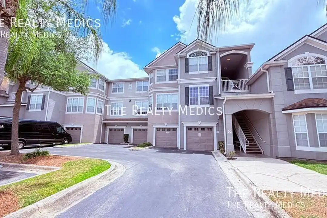 3337 S Kirkman Rd - View 3