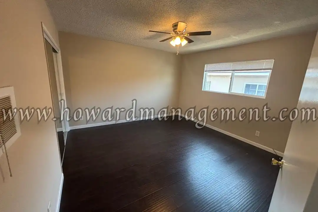 1005 Hill St unit 7 - View 4