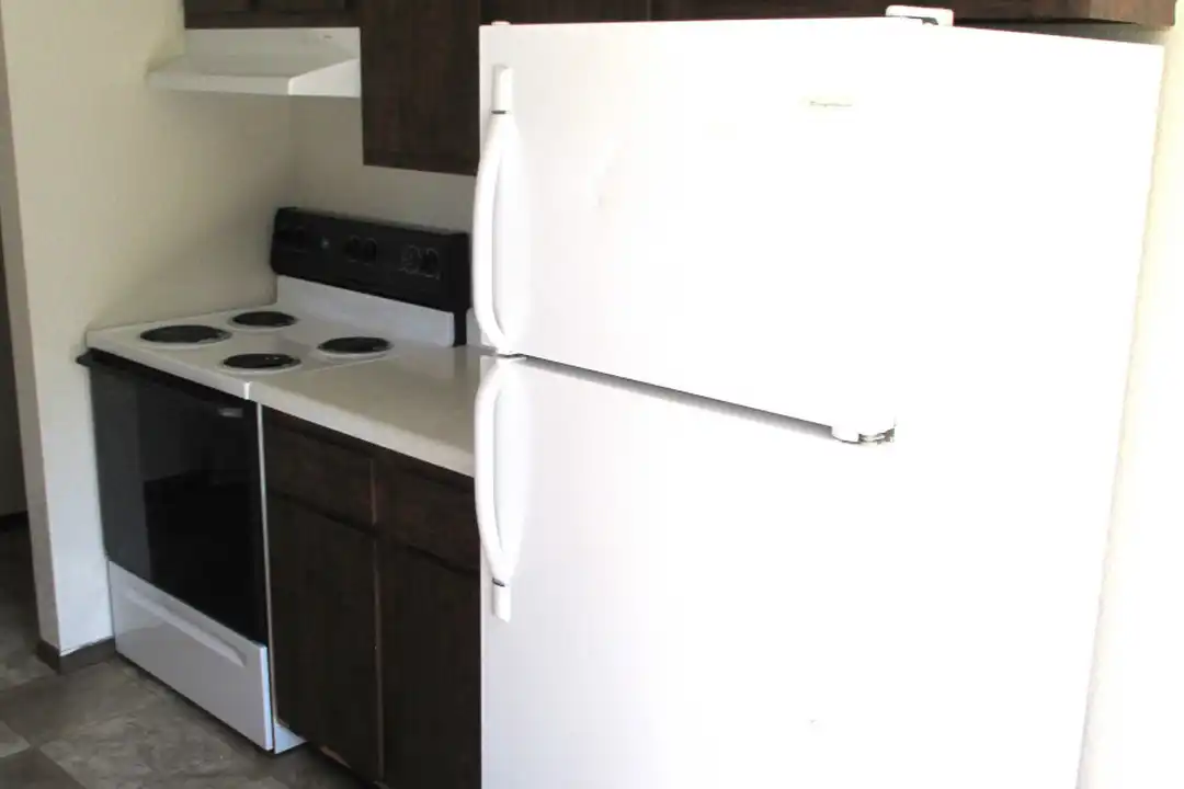 Spicer B Apartments - View 3
