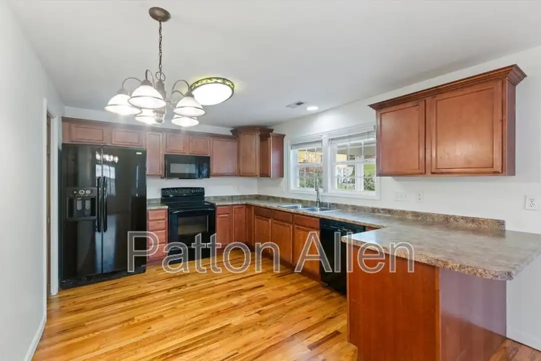 65 New Jersey Ave - View 6
