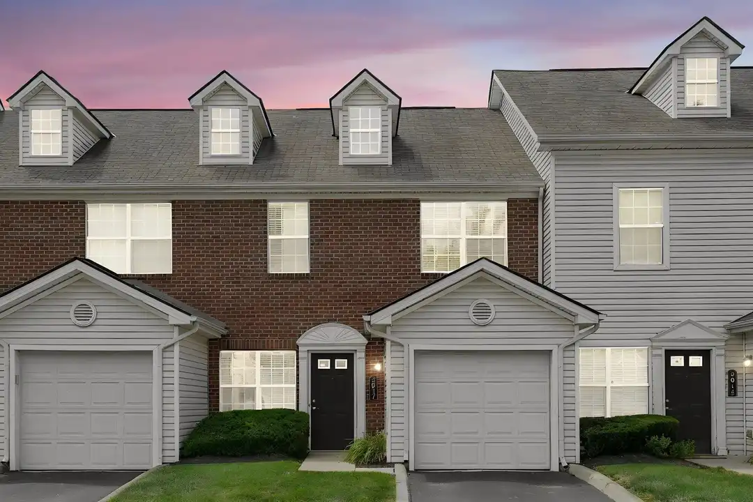 2033 River Rock Way – photo 1