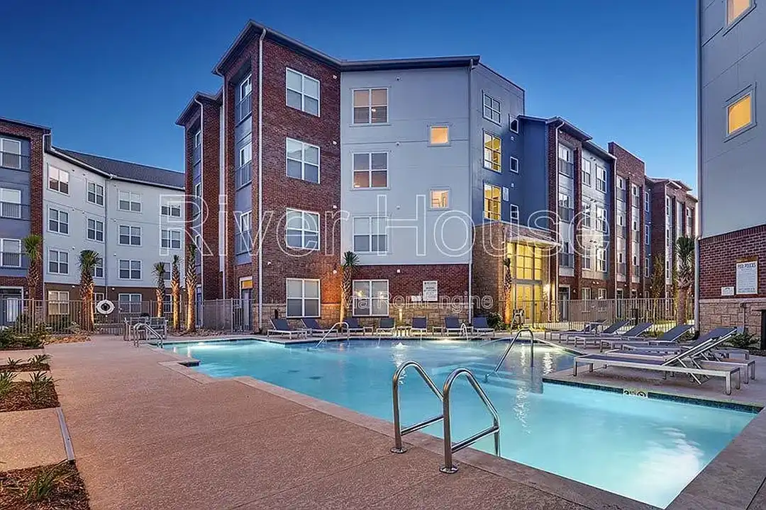 River House Apartments – photo 1