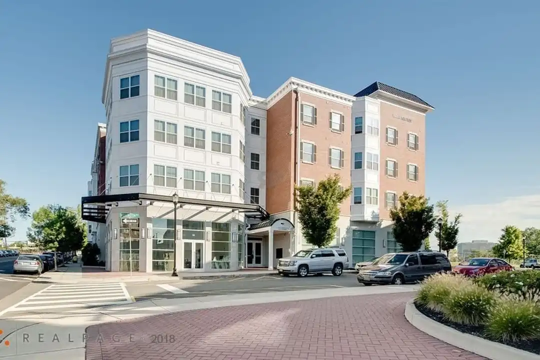 2 Wellington Way – photo 1 of 2
