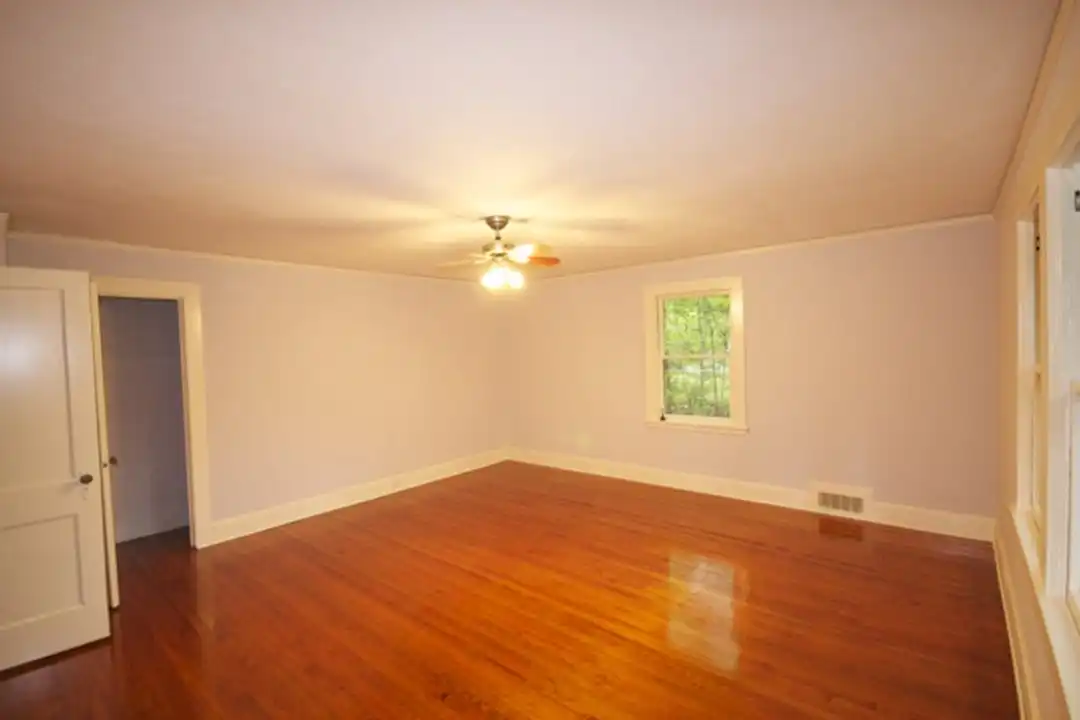 510 Vineyard Rd - View 5