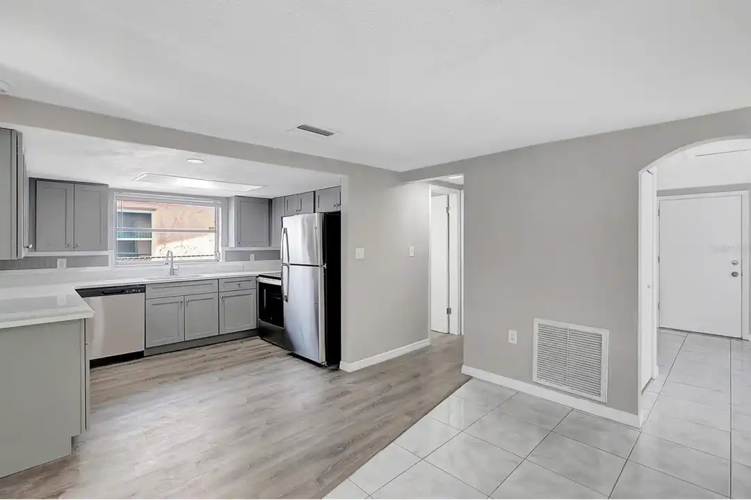 7210 Parrot Dr - View 5