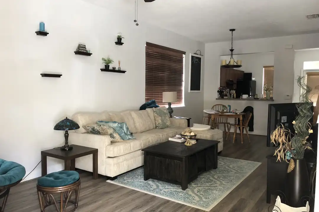 5215 Olmstead Bay Place – pohled 2