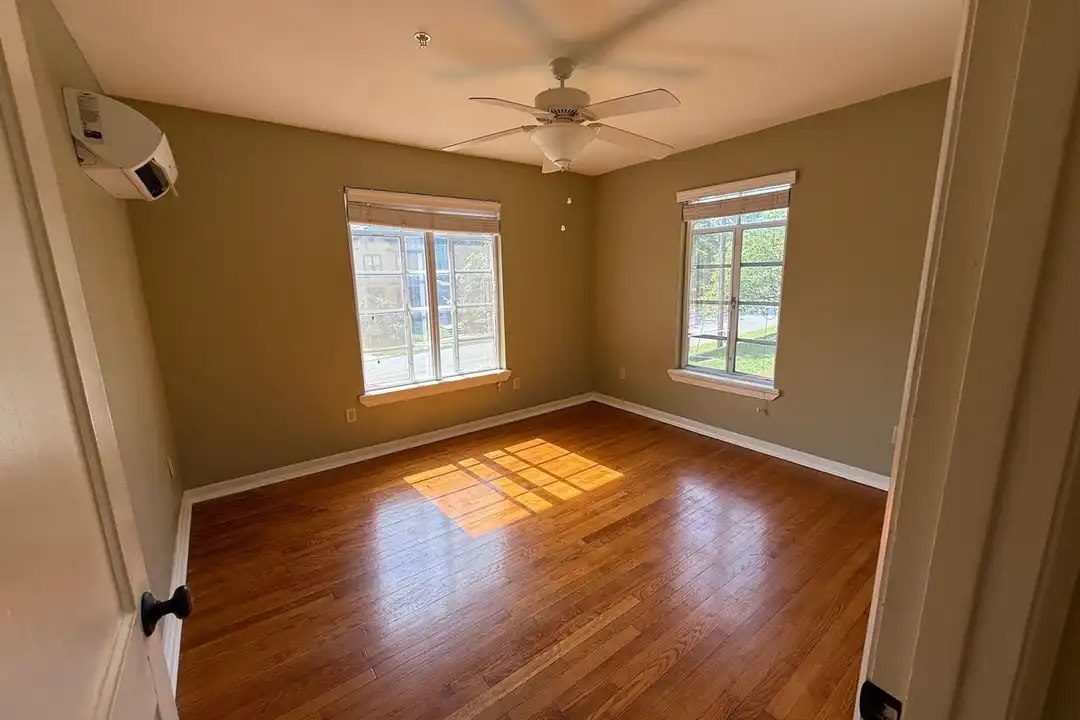 Apartment in Little Rock - More