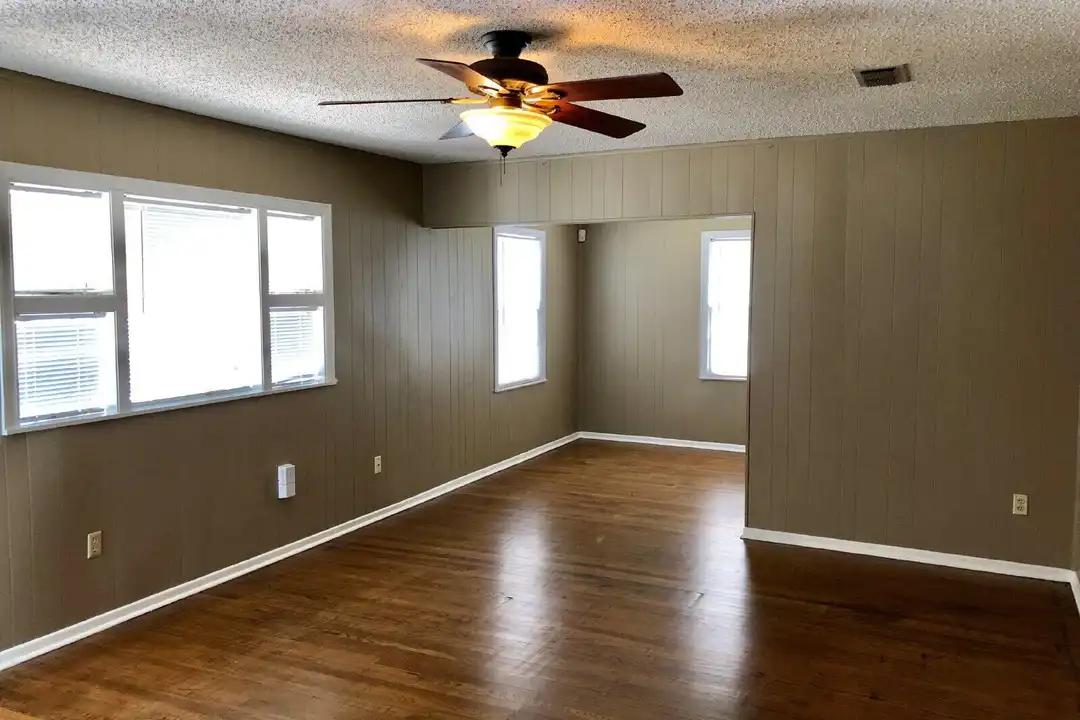 House in Lubbock - View 2