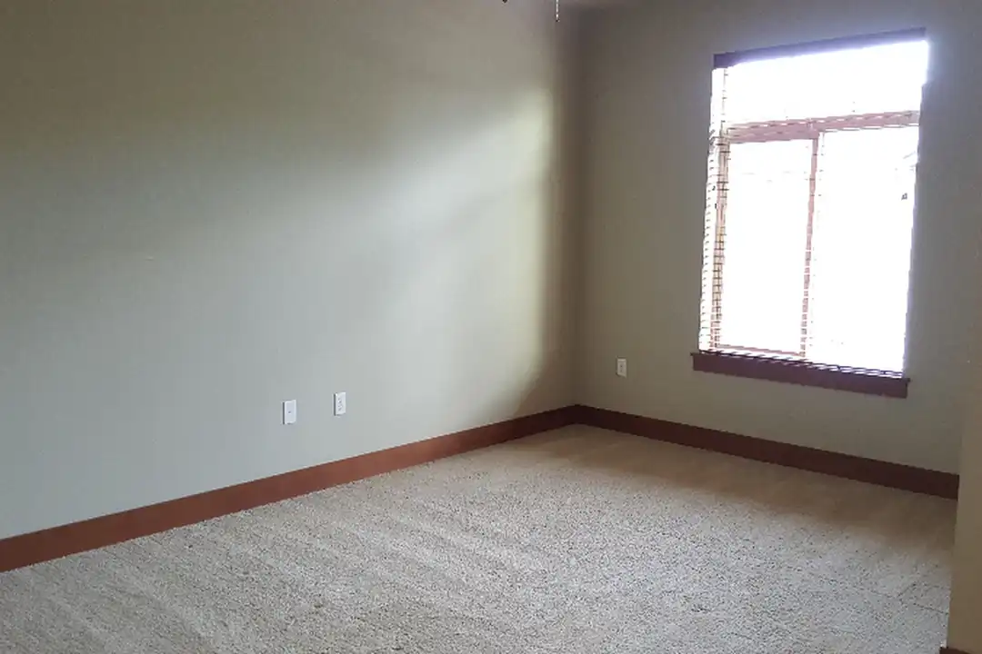 3800 NE 3rd Pl - View 6