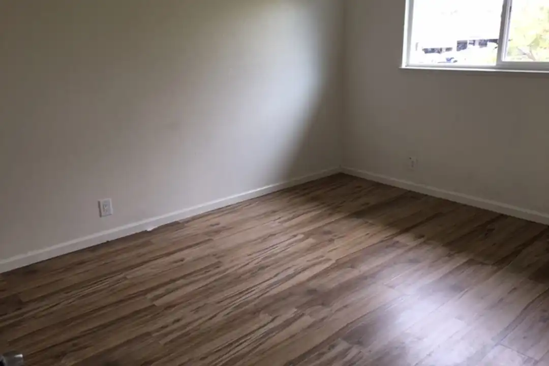 1708 Ross Cir unit 3 - View 5