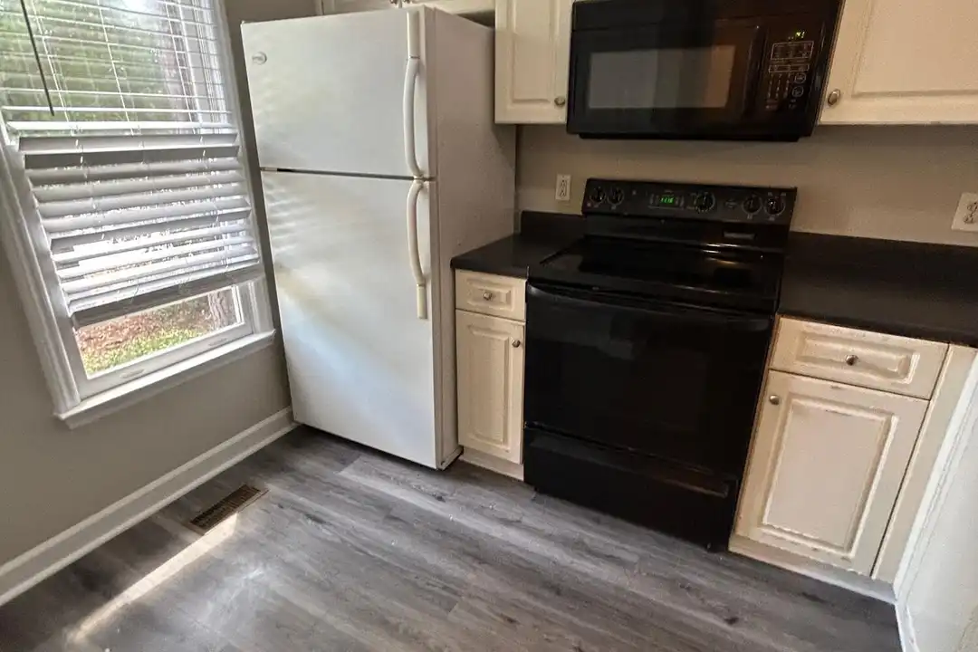 1801 Crystal Downs Ln - Widok 4