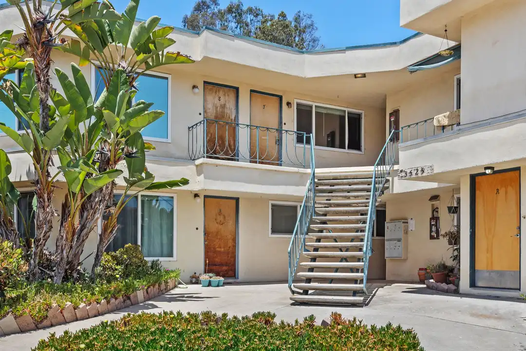 3525 Reynard Way unit F - View 2