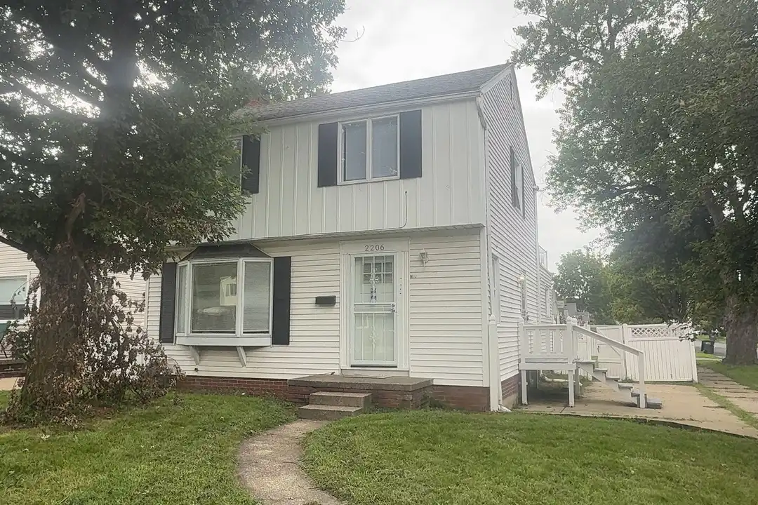 2206 Dundee Ave – photo 1
