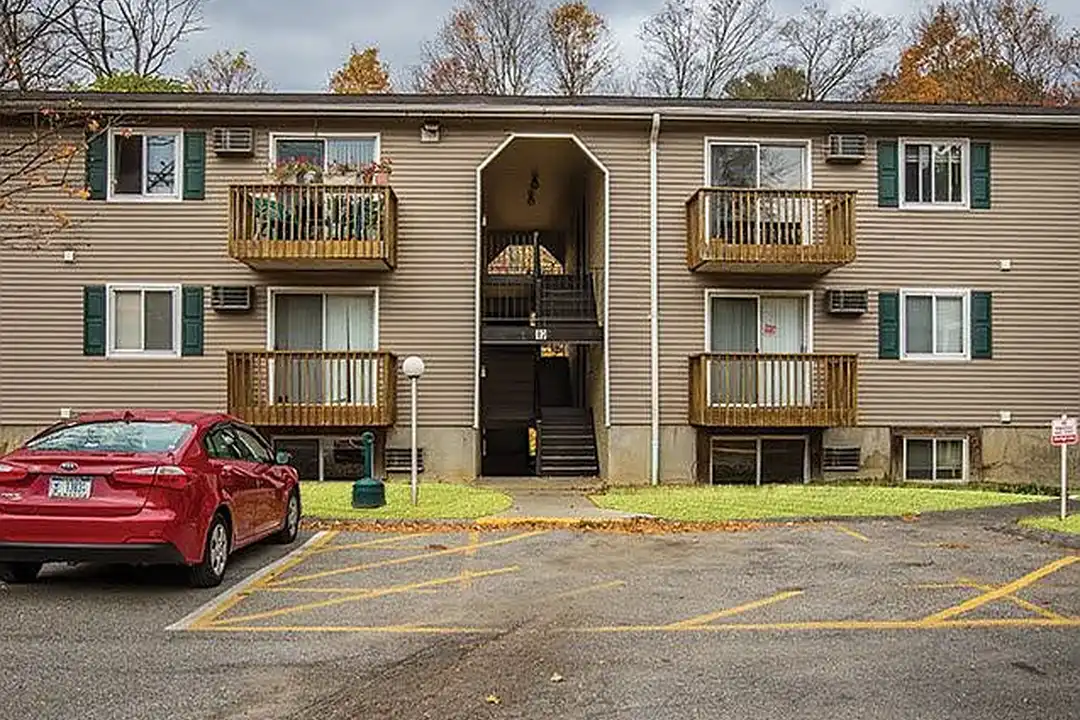 Hyde Park Heights – photo 1 of 13