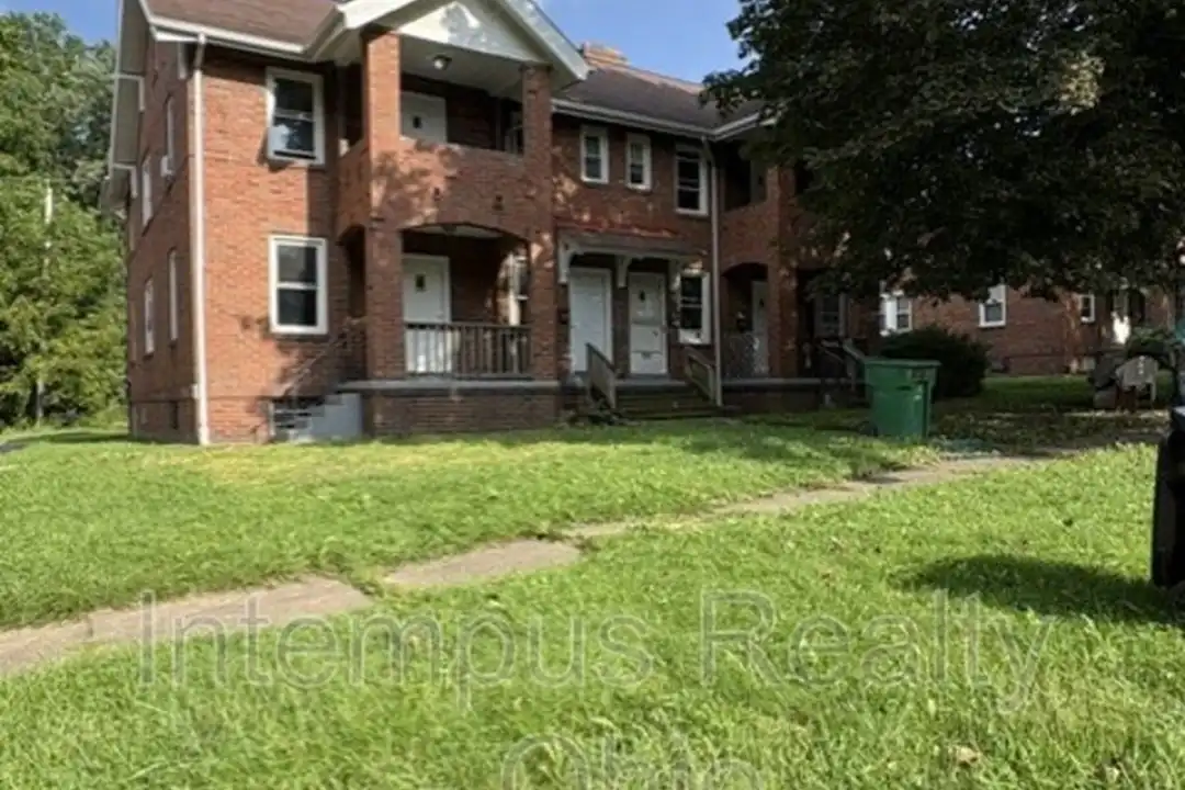 325 Hayes Ave unit # MC – photo 1 of 7