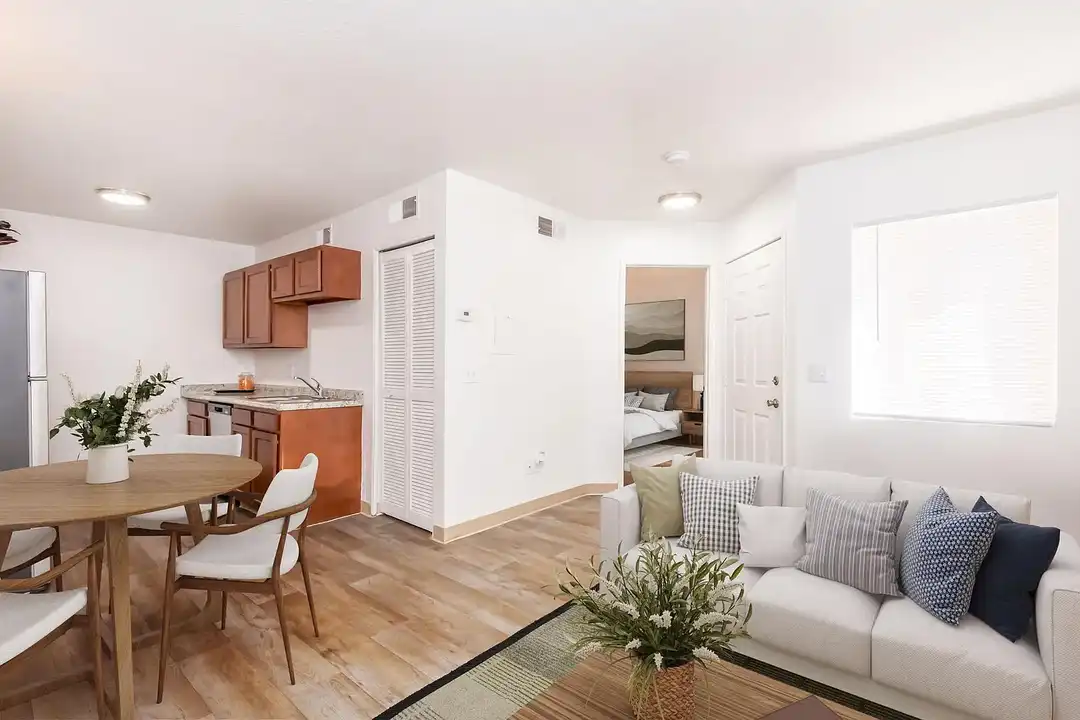 Apartment in Sierra Vista - View 2
