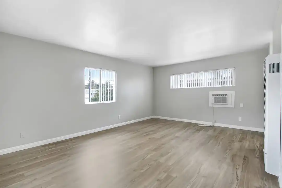 Potomac Apartments – photo 1