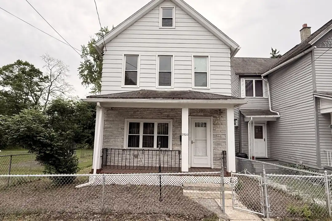2920 Marvine Ave – photo 1