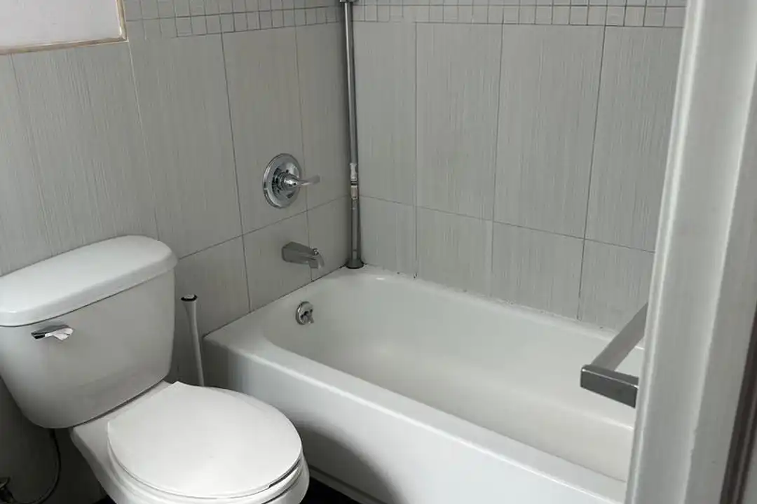 1224 E Snyder Ave unit 2ND FLOOR - View 6