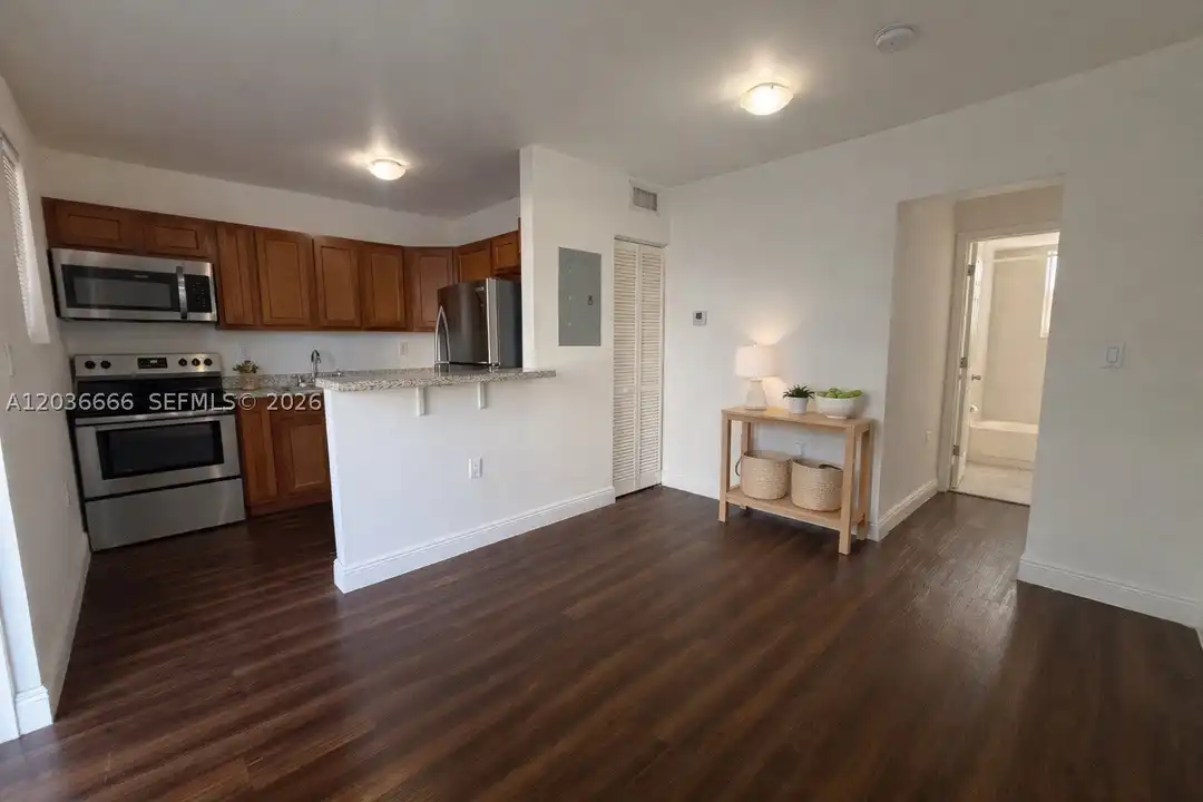 540 NW 7th St #27 - View 2