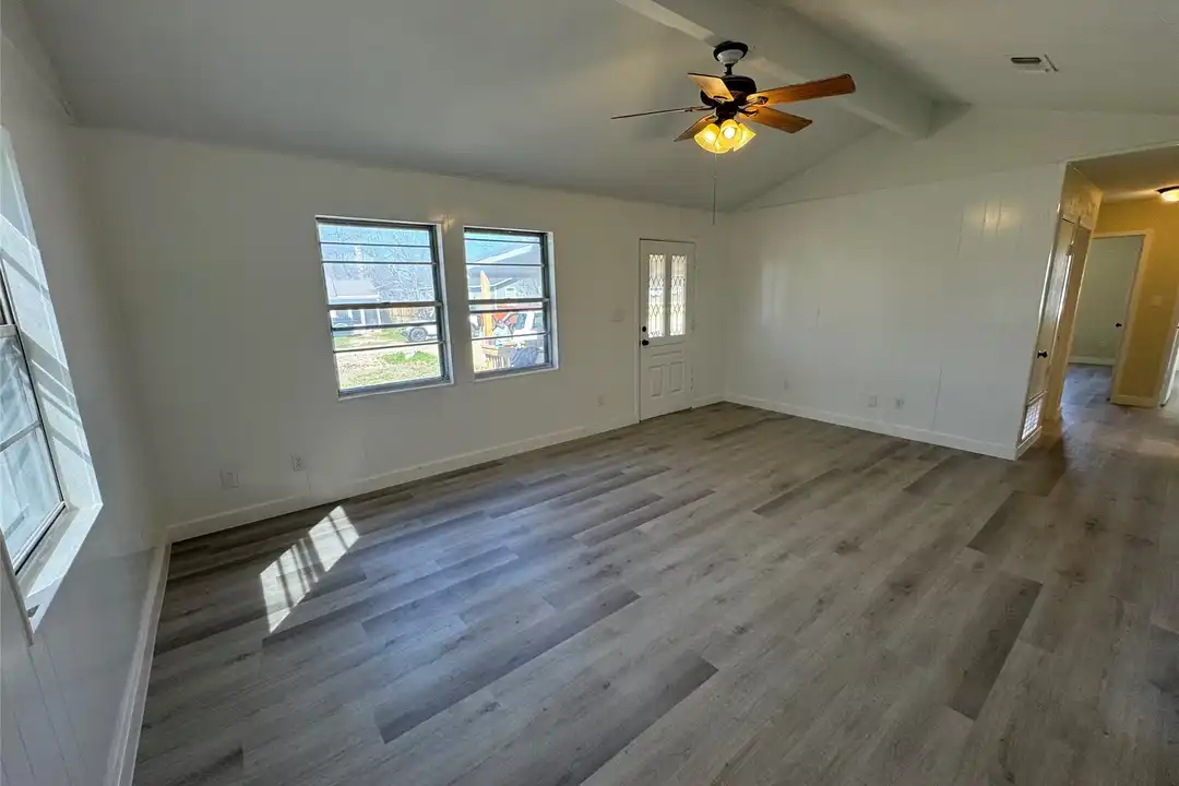 116 Lusk St - View 6
