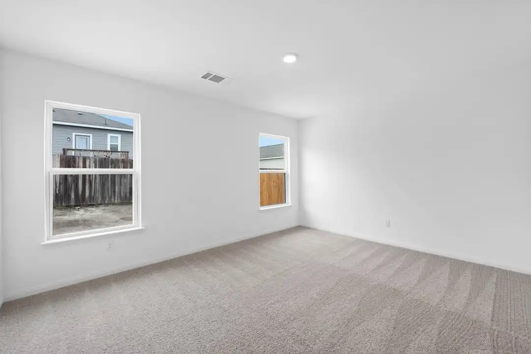 205 Paradise Cyn Dr - View 3