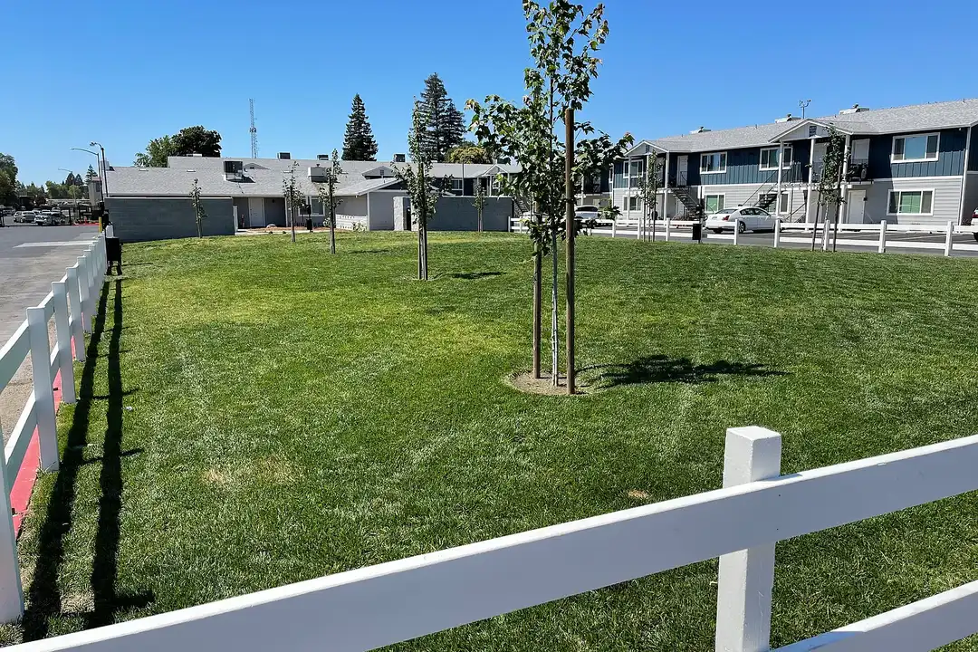 Sutter Commons Apartments - More