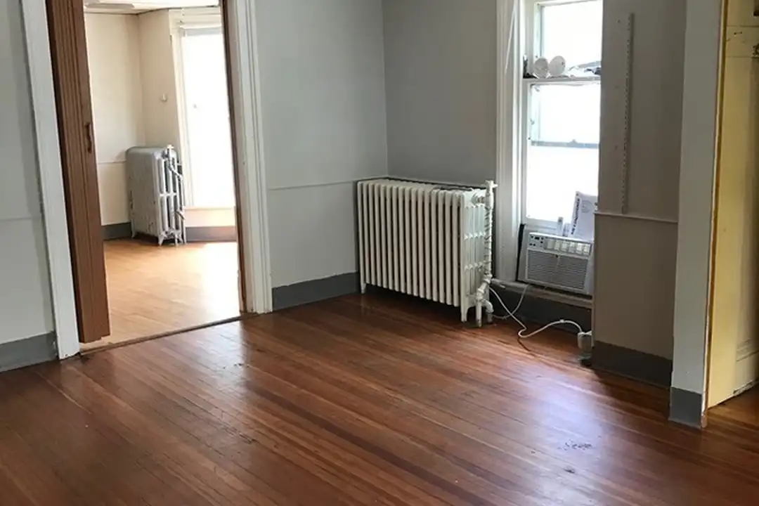 715 E Gorham St - View 4
