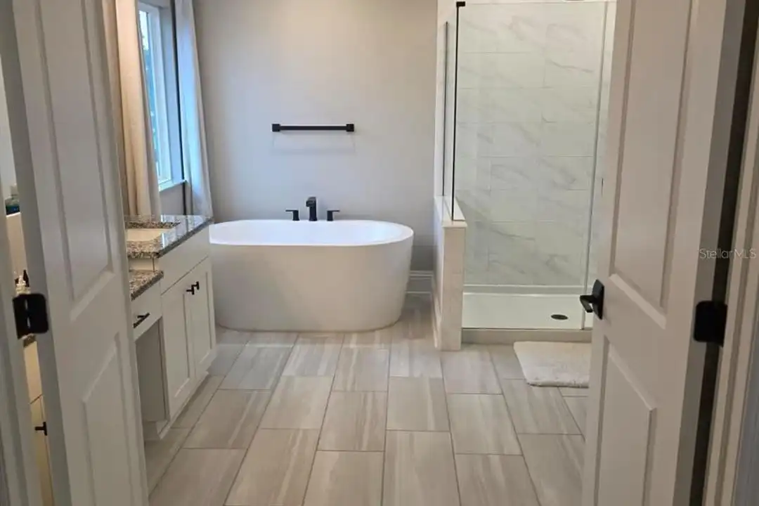 7520 Greenheart Ct - More