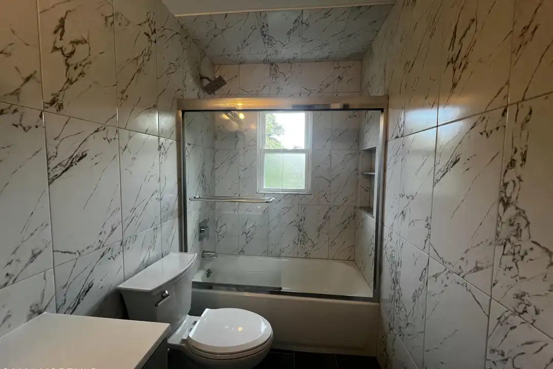 316 Spring St unit UPPER - More
