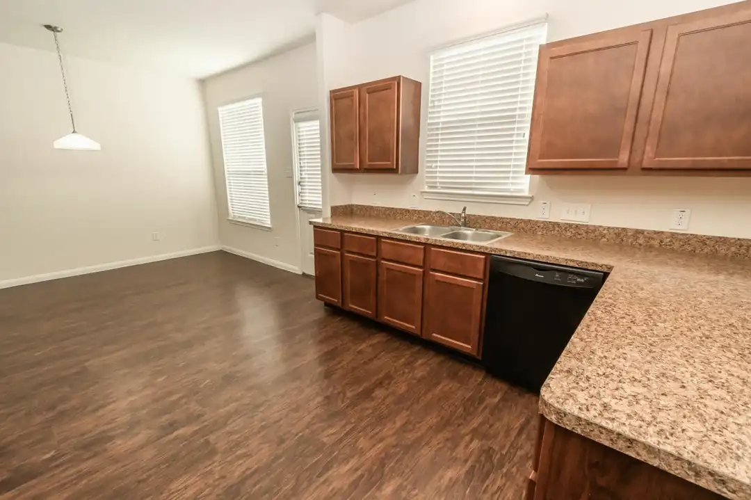 15 Catalina Ct - View 3