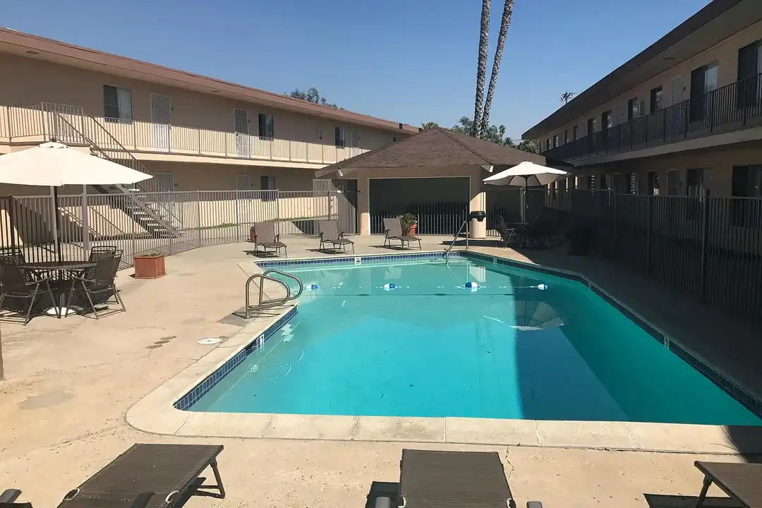 Mohawk Gardens - View 3
