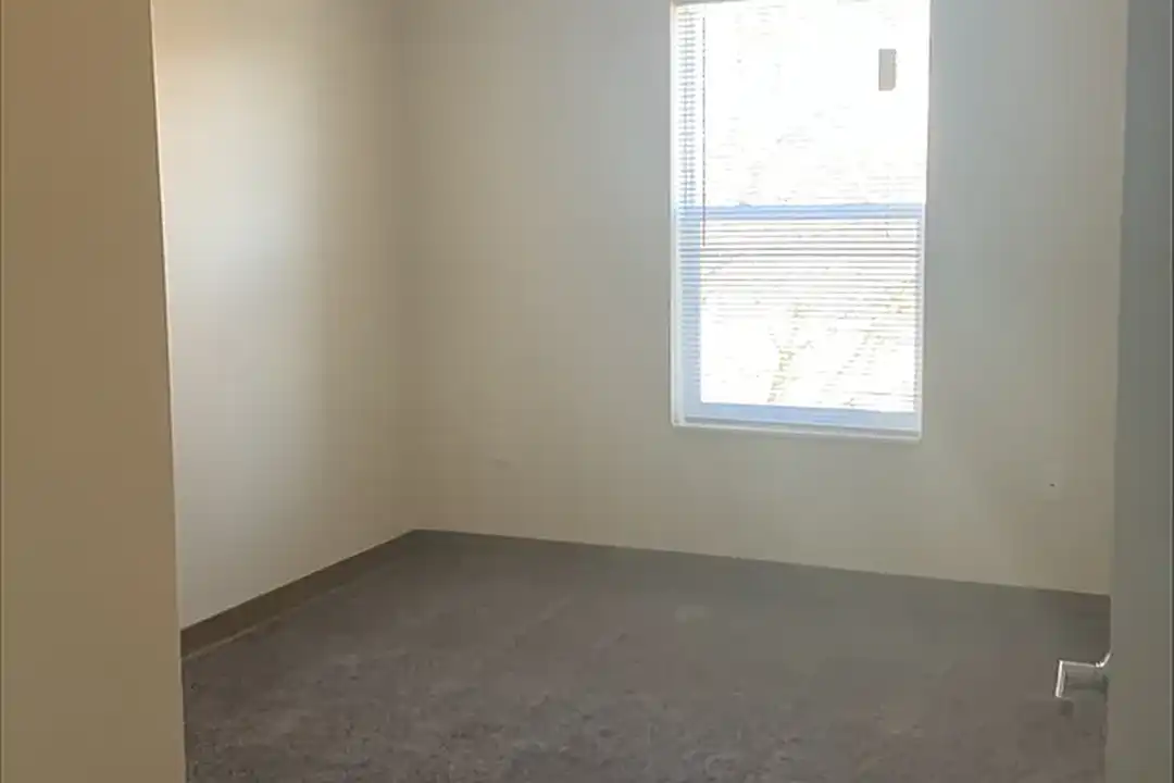 Center City Senior Residence – photo 1 of 9
