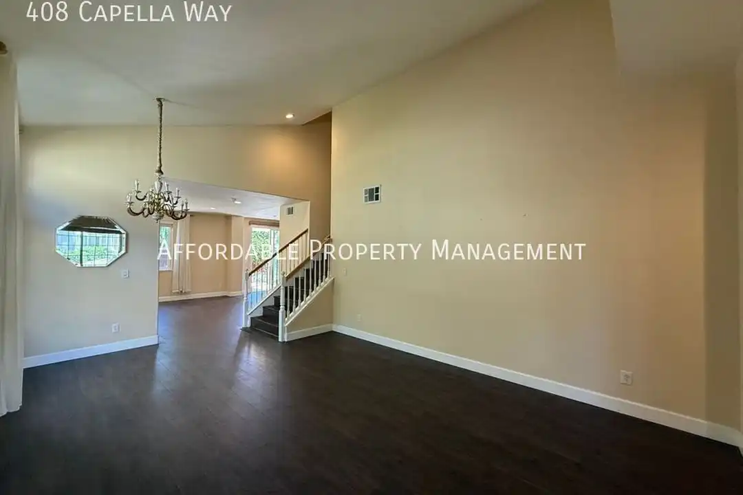 408 Capella Way - View 3