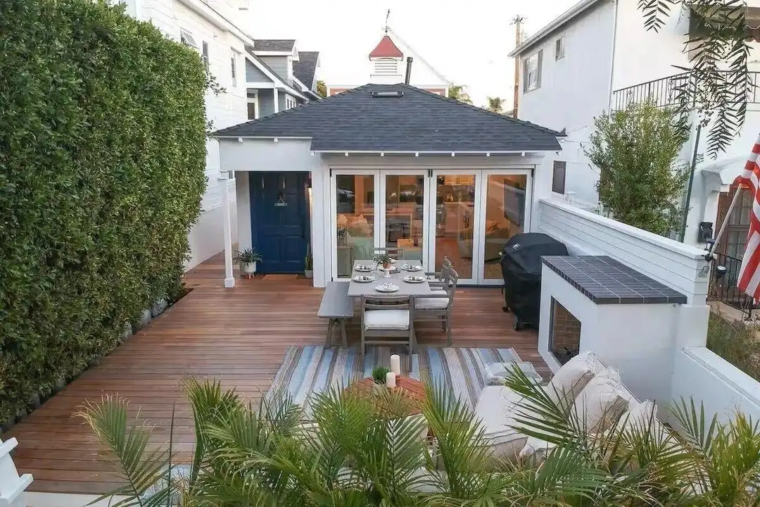 457 E Ave – photo 1