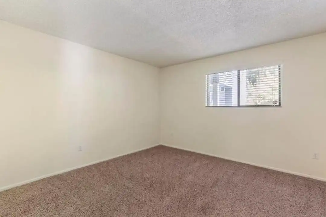 7916 Harris Hill Ln - View 4