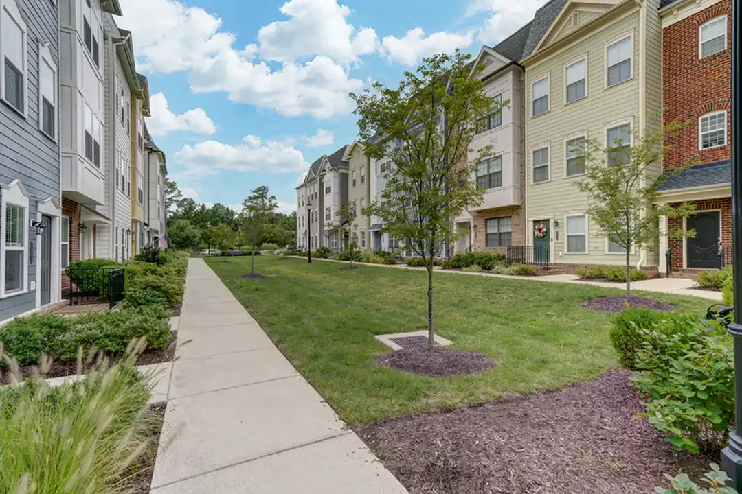 2010 Libbie Lake W St unit B - View 5