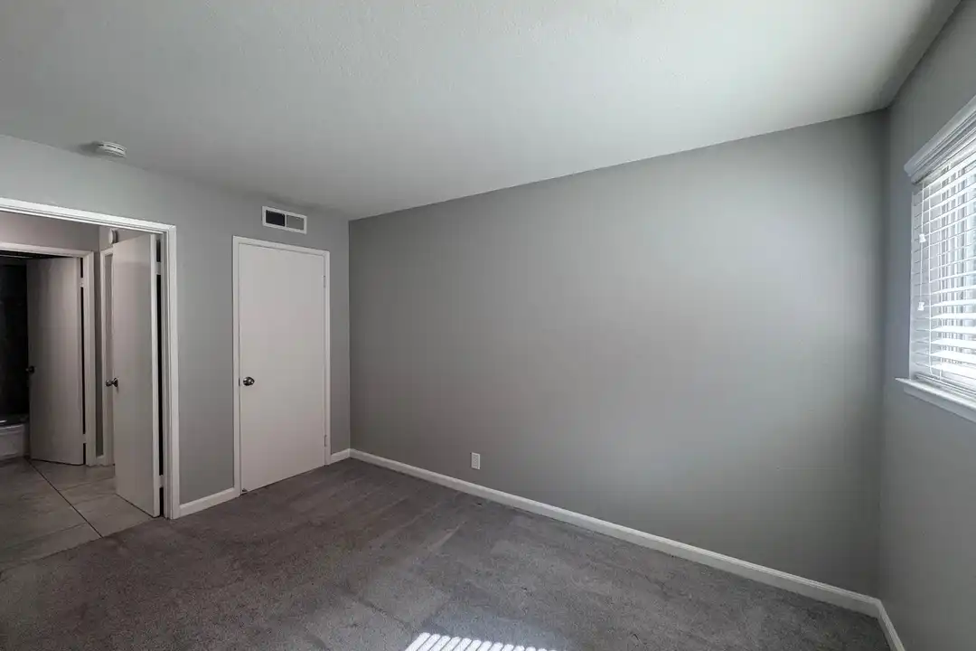 2707 O St unit 04 - More