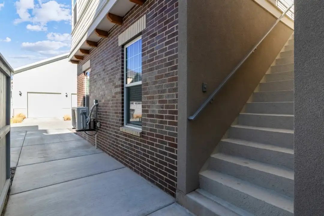 11393 S Watercourse Rd - View 2