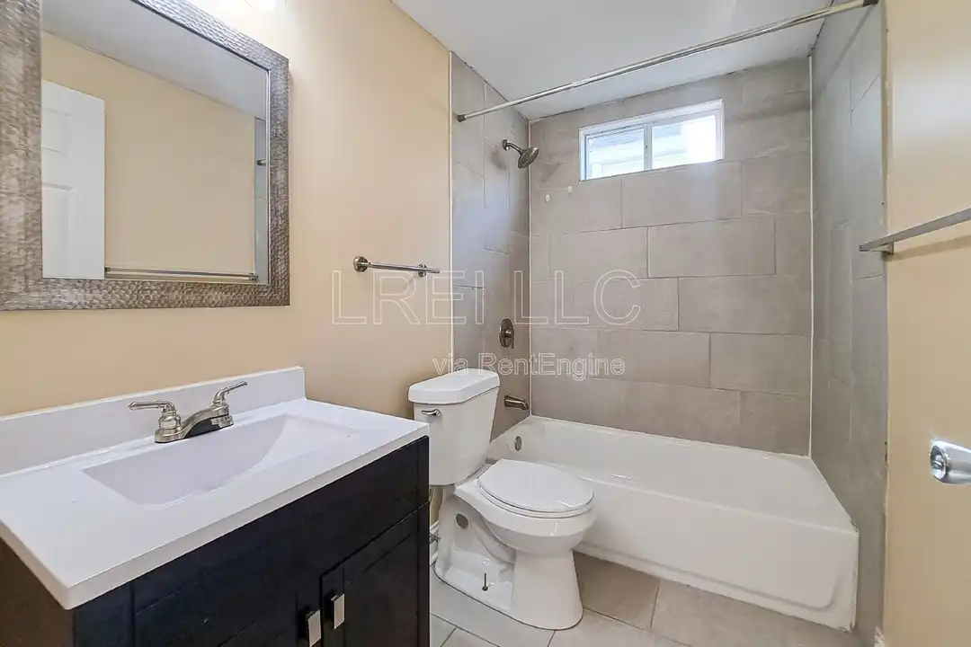 2751 Alford Ave unit 1 - View 5