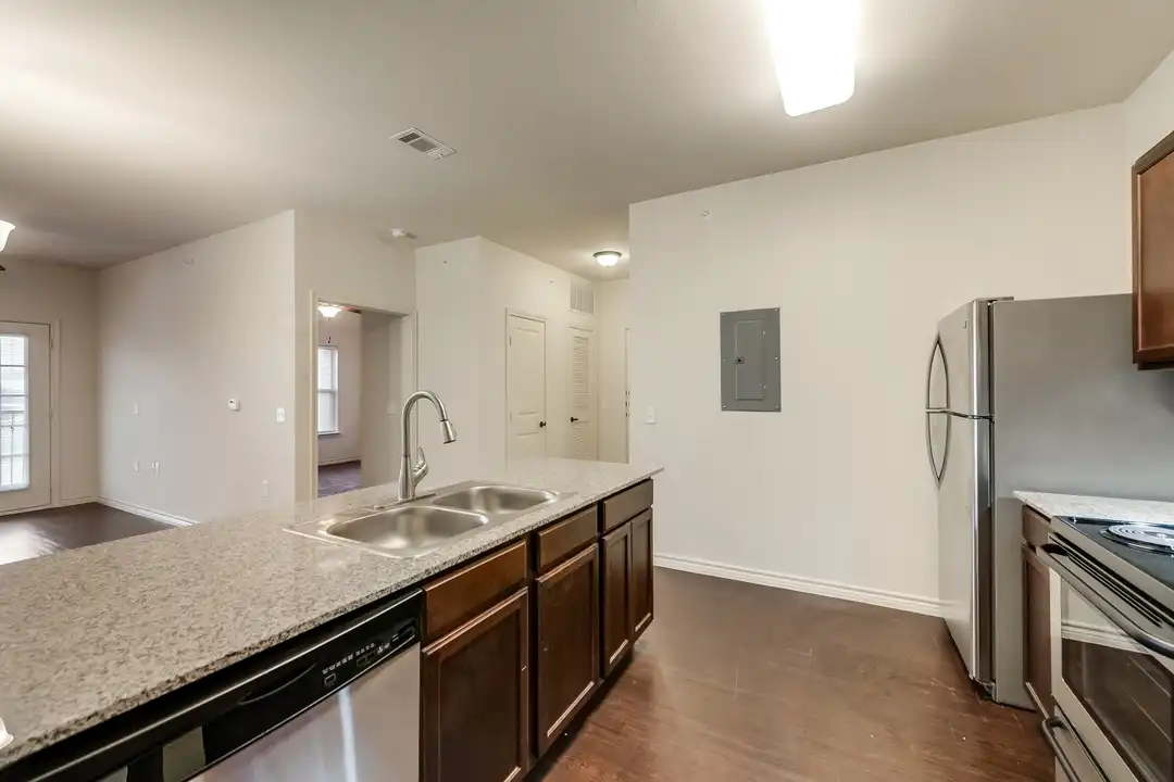 2410 Jack Finney Blvd unit B1-990 Sq. Ft. 2x2 - View 6