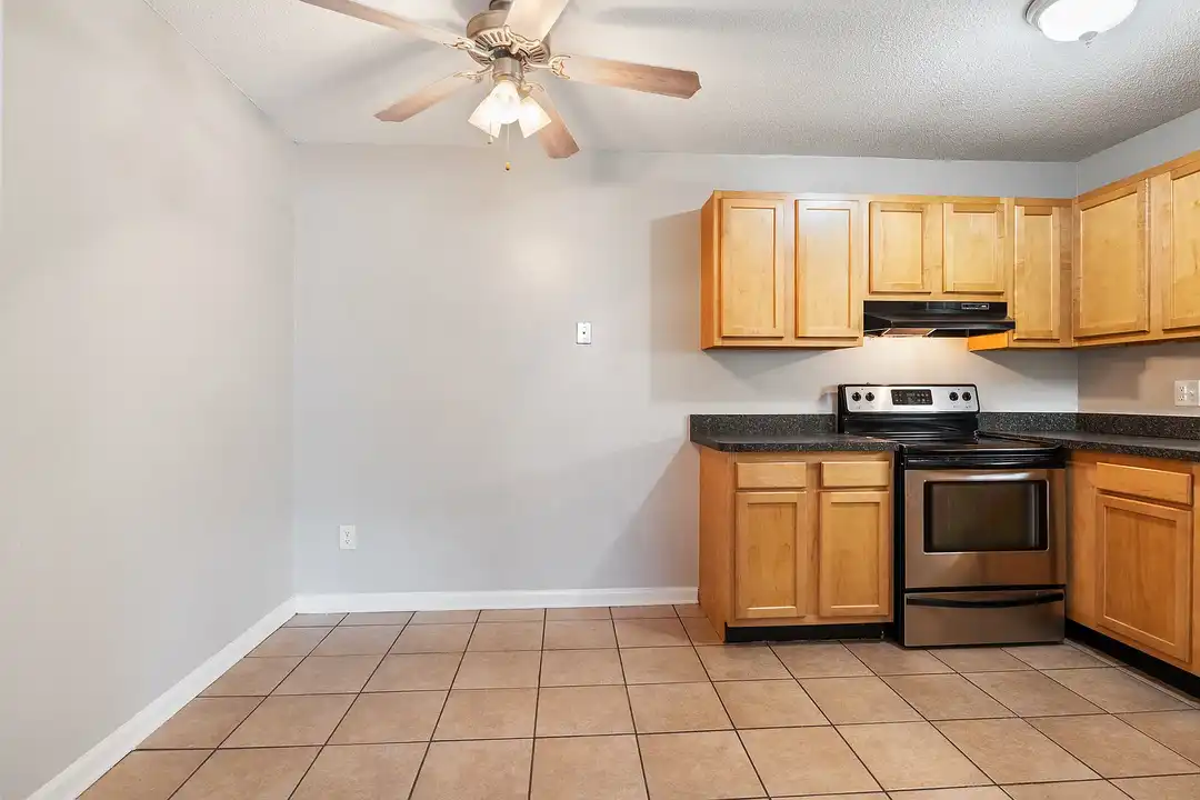 Abbey Run Apartments – photo 1
