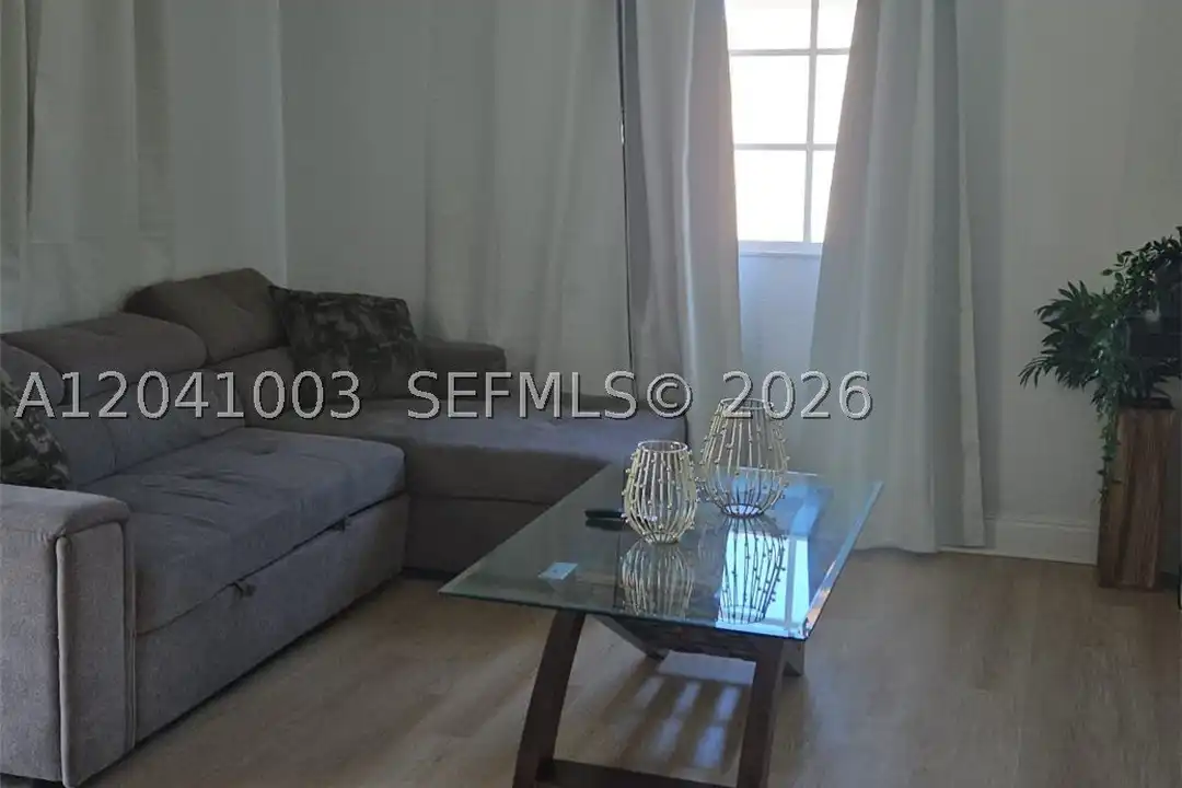 570 NW 97th St - View 6