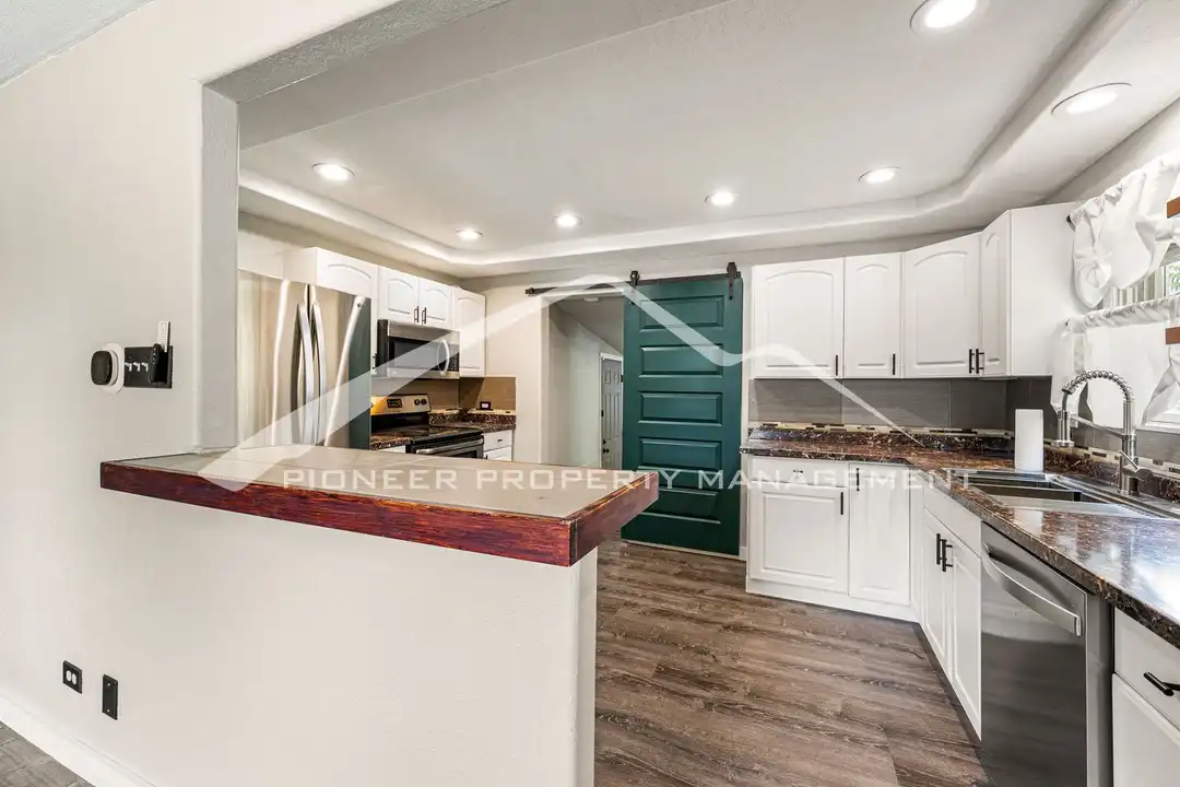 1735 W Burlington Pl - Bild 4