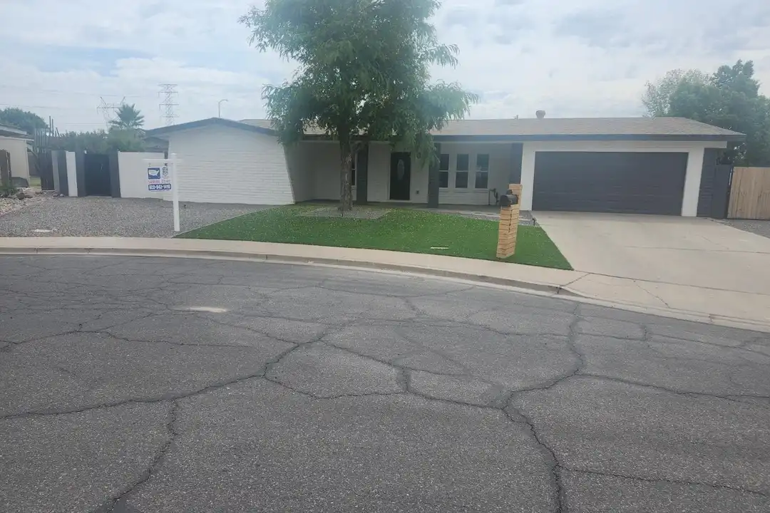 2267 E Caballero Cir - View 3