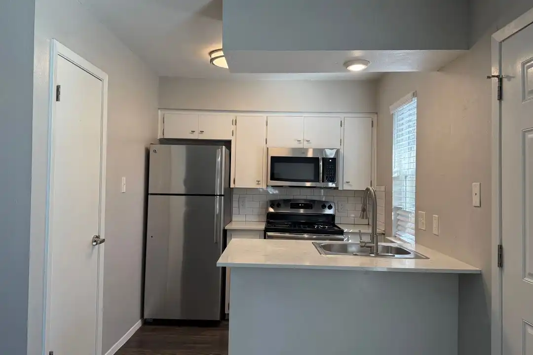 4503 Speedway unit 106 - View 2