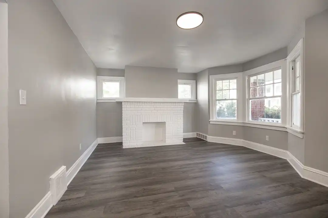 4772 E 90th St unit Down – photo 1